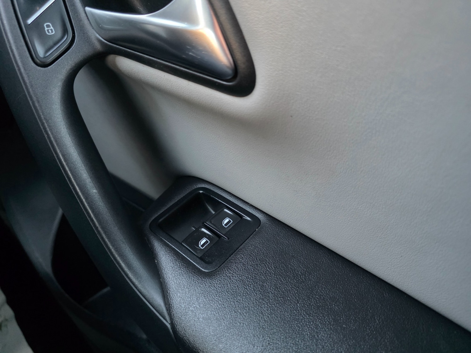 Used Volkswagen Polo 2016 for sale - 76440053: Photo 25