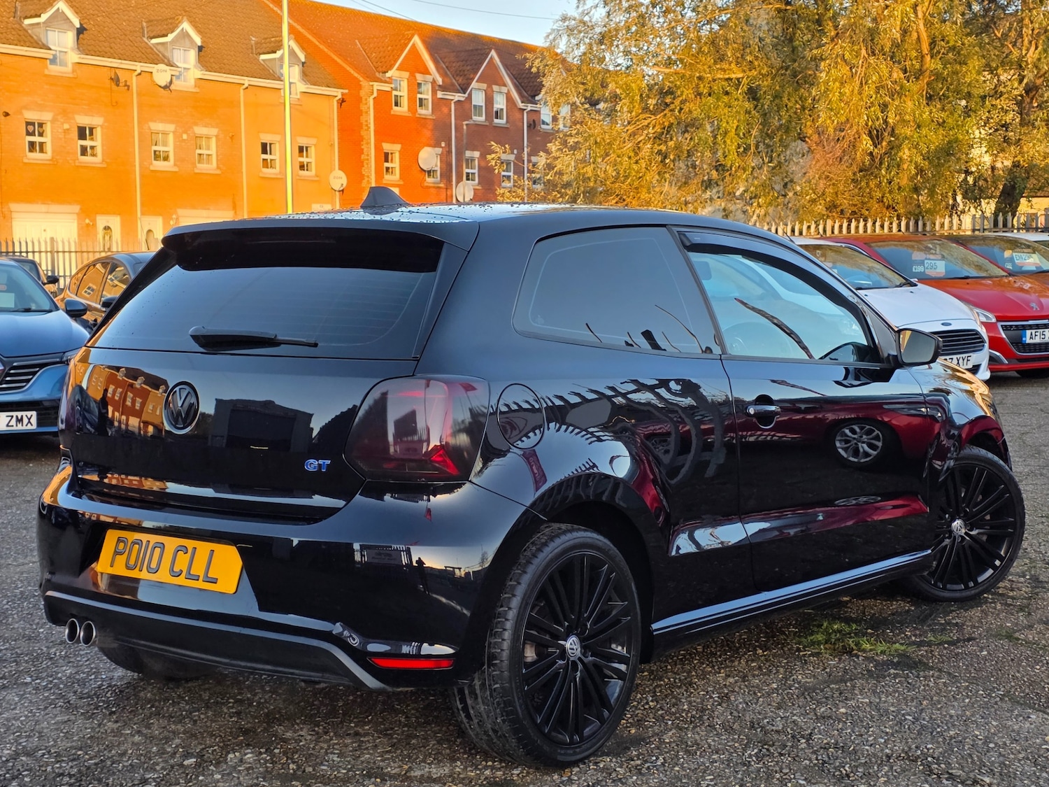 Used Volkswagen Polo 2016 for sale - 76440053: Photo 3