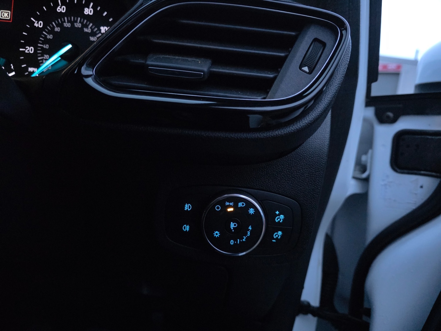 Used Ford Fiesta 2018 for sale - 76548002: Photo 36