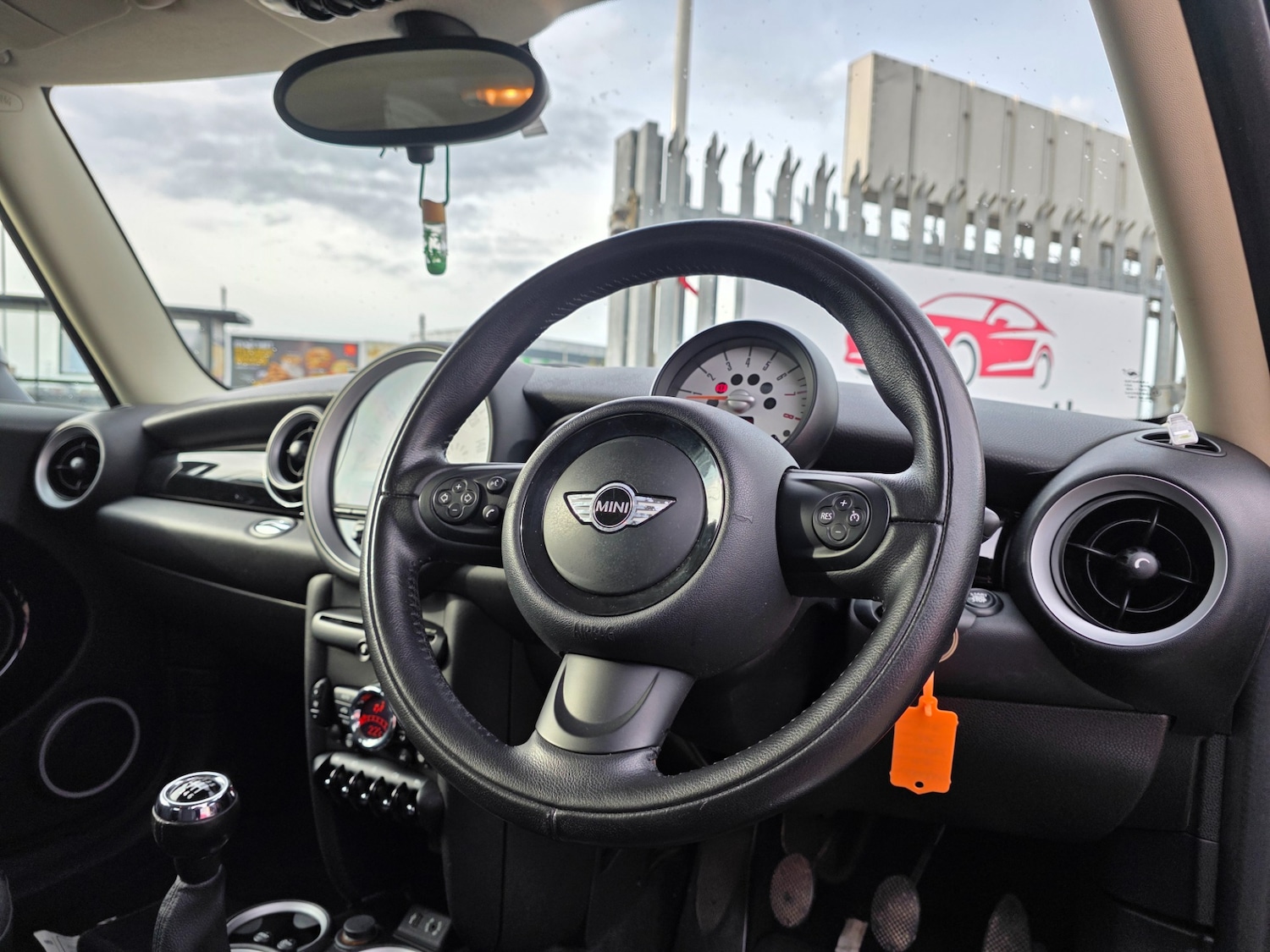 Used MINI Hatch 2012 for sale - 76492301: Photo 17