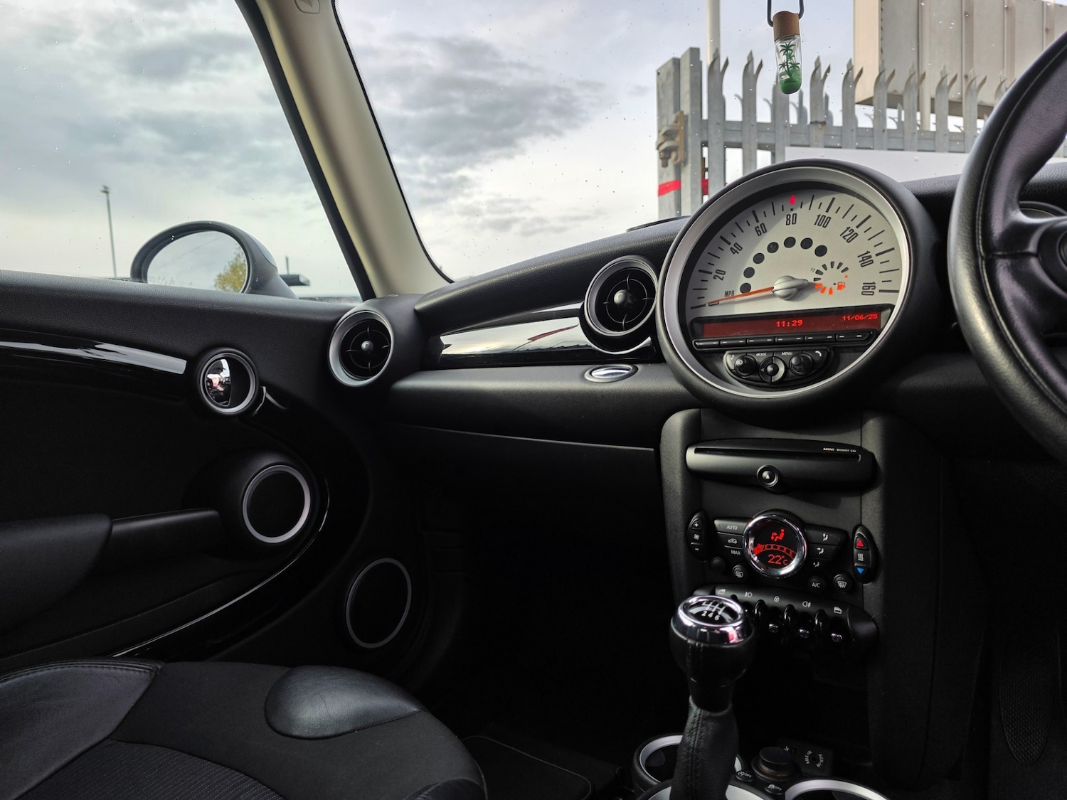 Used MINI Hatch 2012 for sale - 76492301: Photo 18