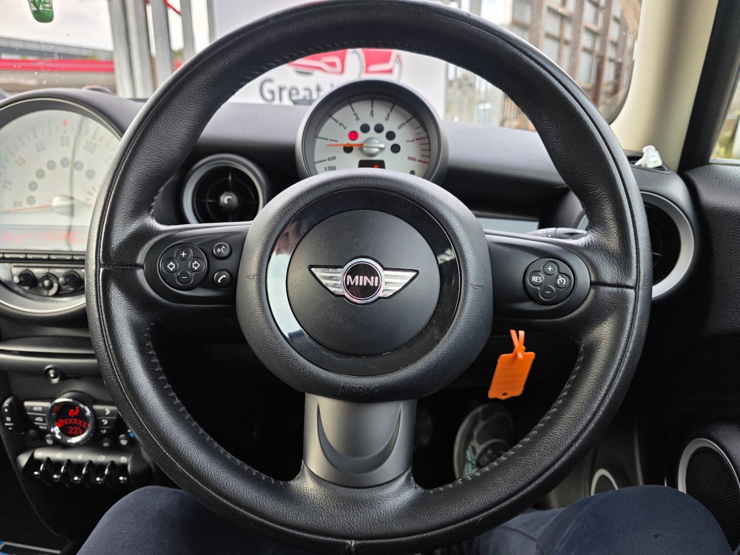 Used MINI Hatch 2012 for sale - 76492301: Photo 24