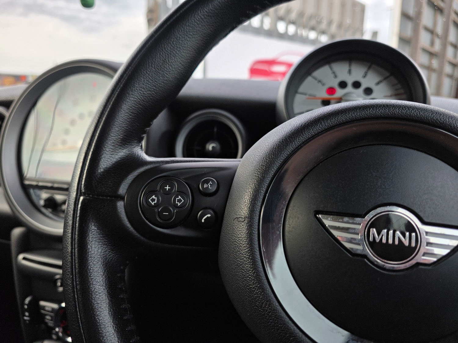 Used MINI Hatch 2012 for sale - 76492301: Photo 26