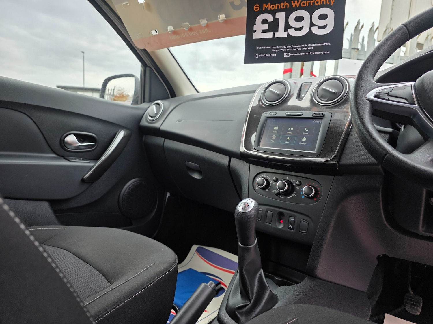 Used Dacia Sandero 2018 for sale - 76492322: Photo 19