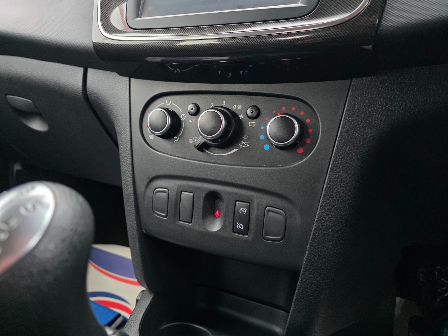 Used Dacia Sandero 2018 for sale - 76492322: Photo 21