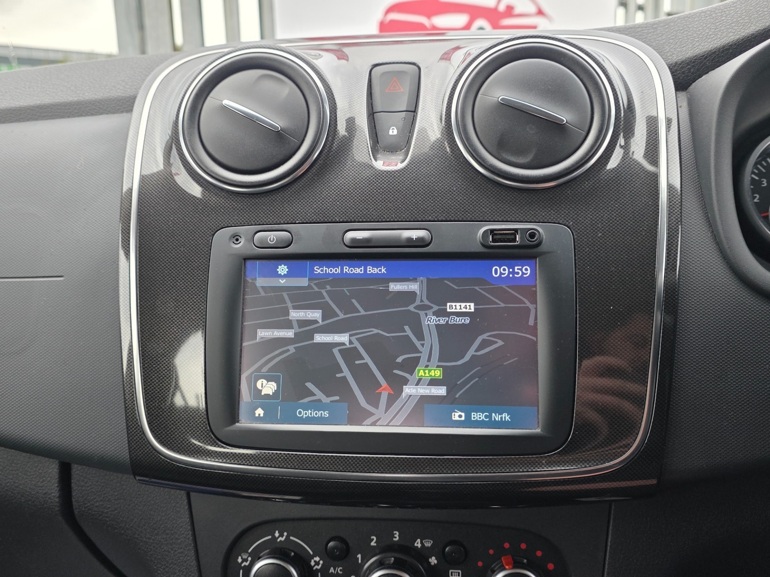 Used Dacia Sandero 2018 for sale - 76492322: Photo 25