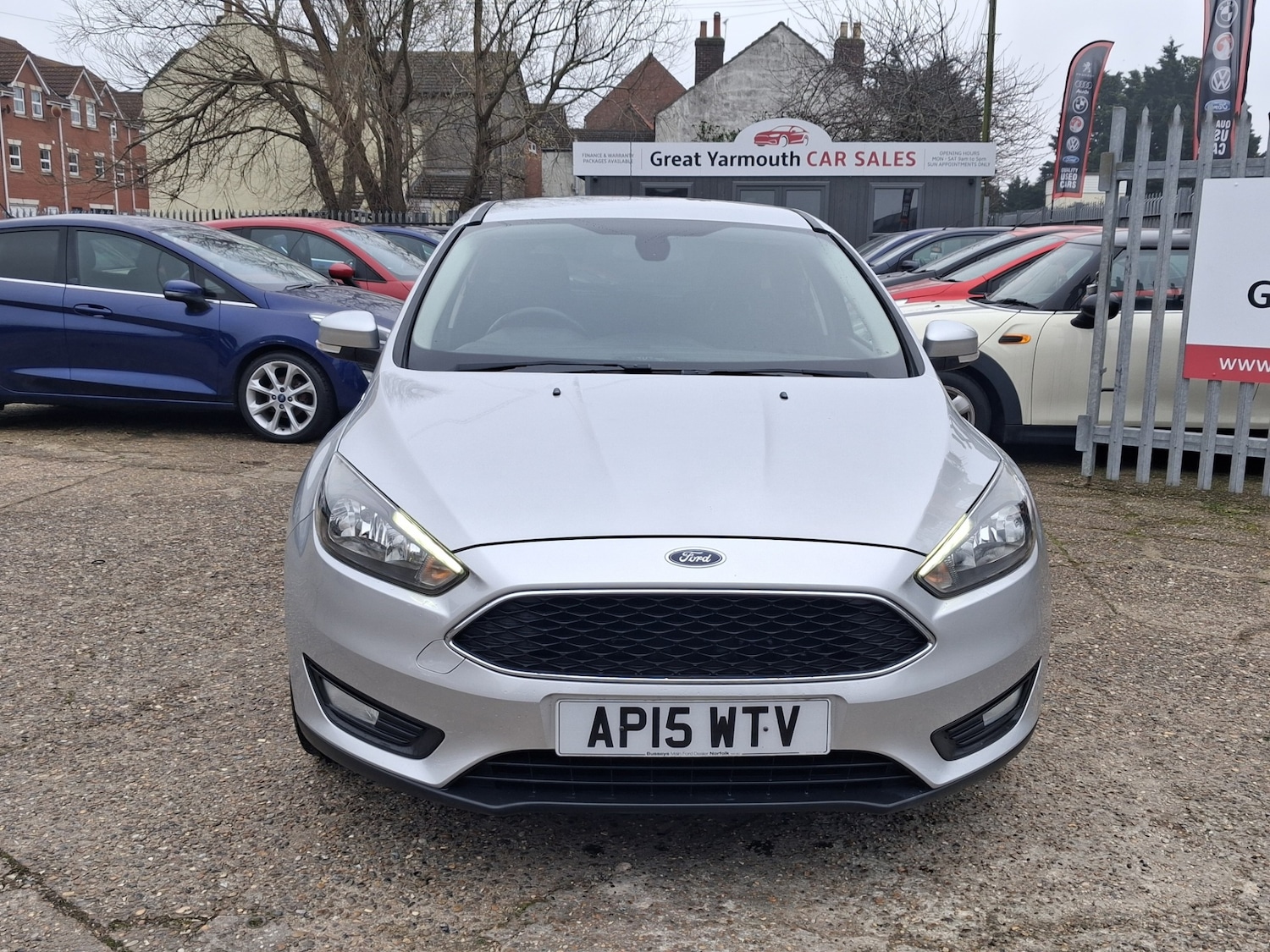 Used Ford Focus 2015 for sale - 77915643: Photo 2