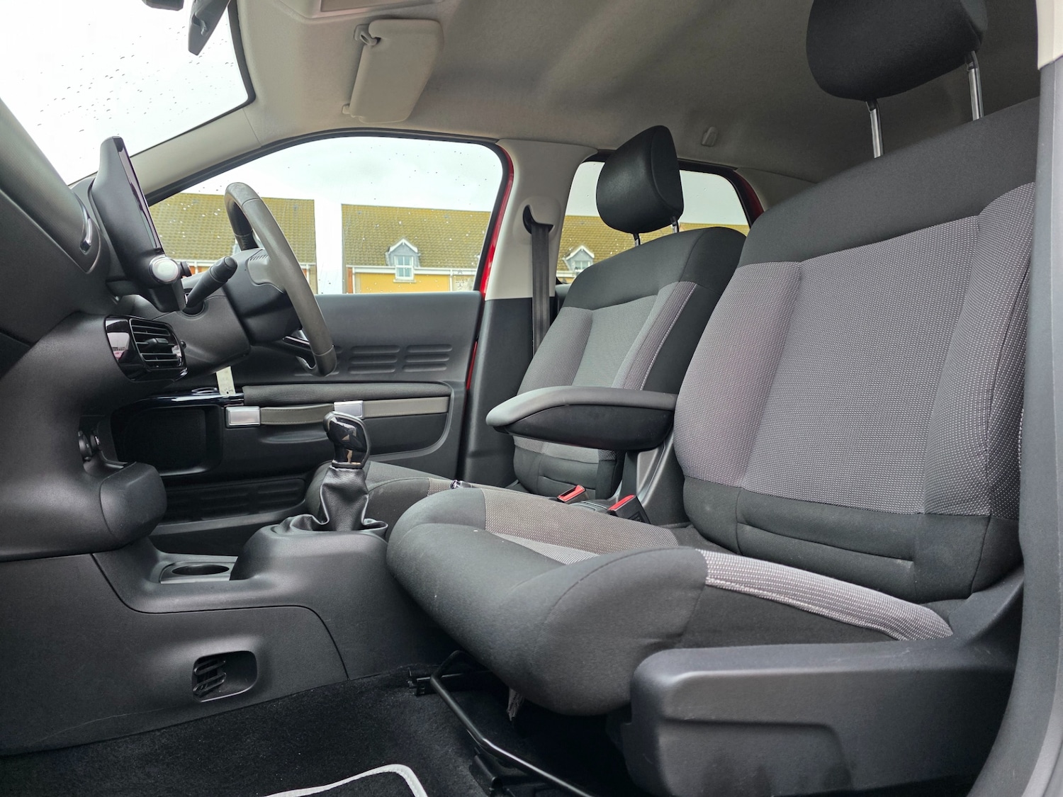 Used Citroen C4 Cactus 2015 for sale - 76627349: Photo 17