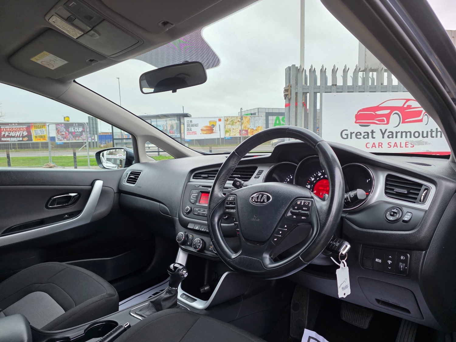 Used Kia Ceed 2015 for sale - 76722526: Photo 11