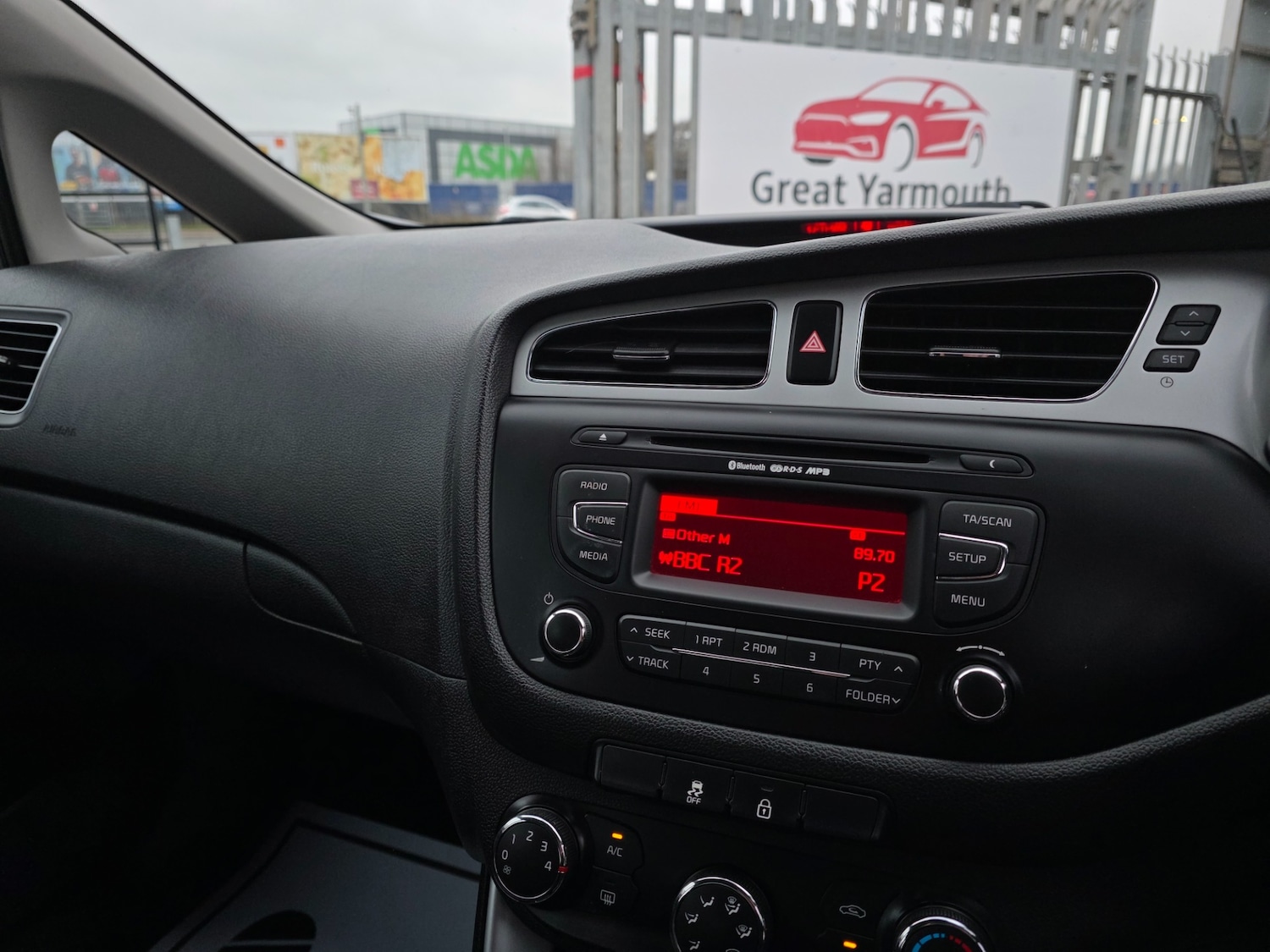 Used Kia Ceed 2015 for sale - 76722526: Photo 23