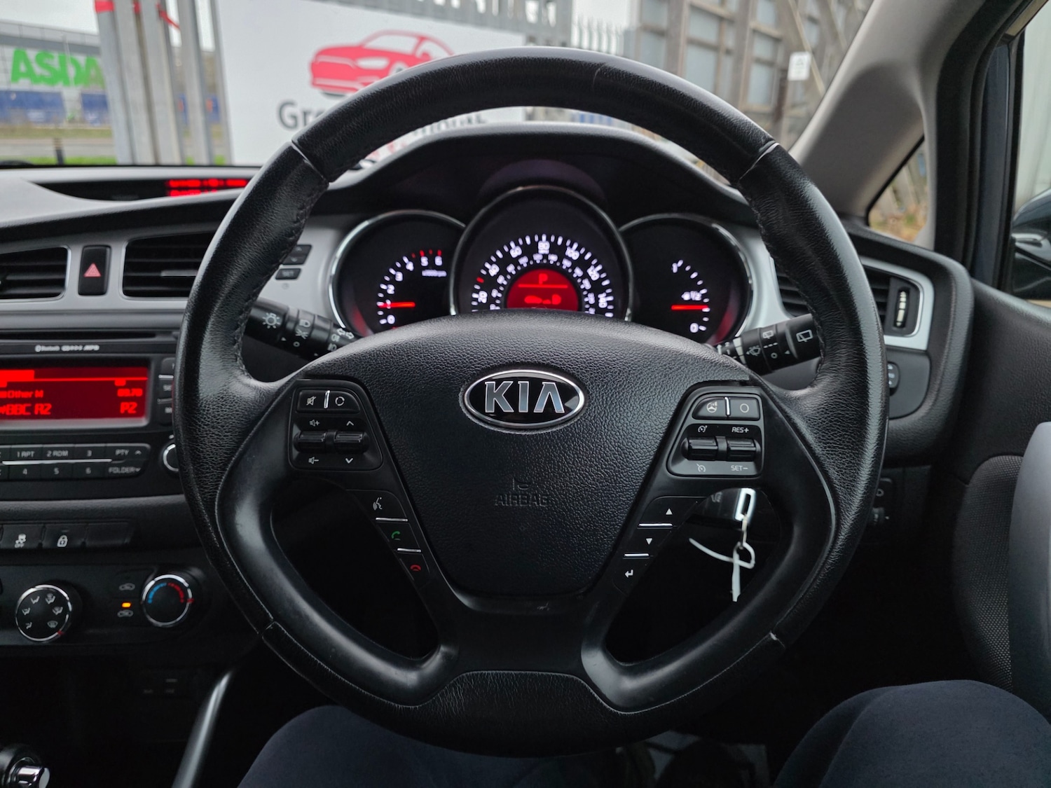 Used Kia Ceed 2015 for sale - 76722526: Photo 26