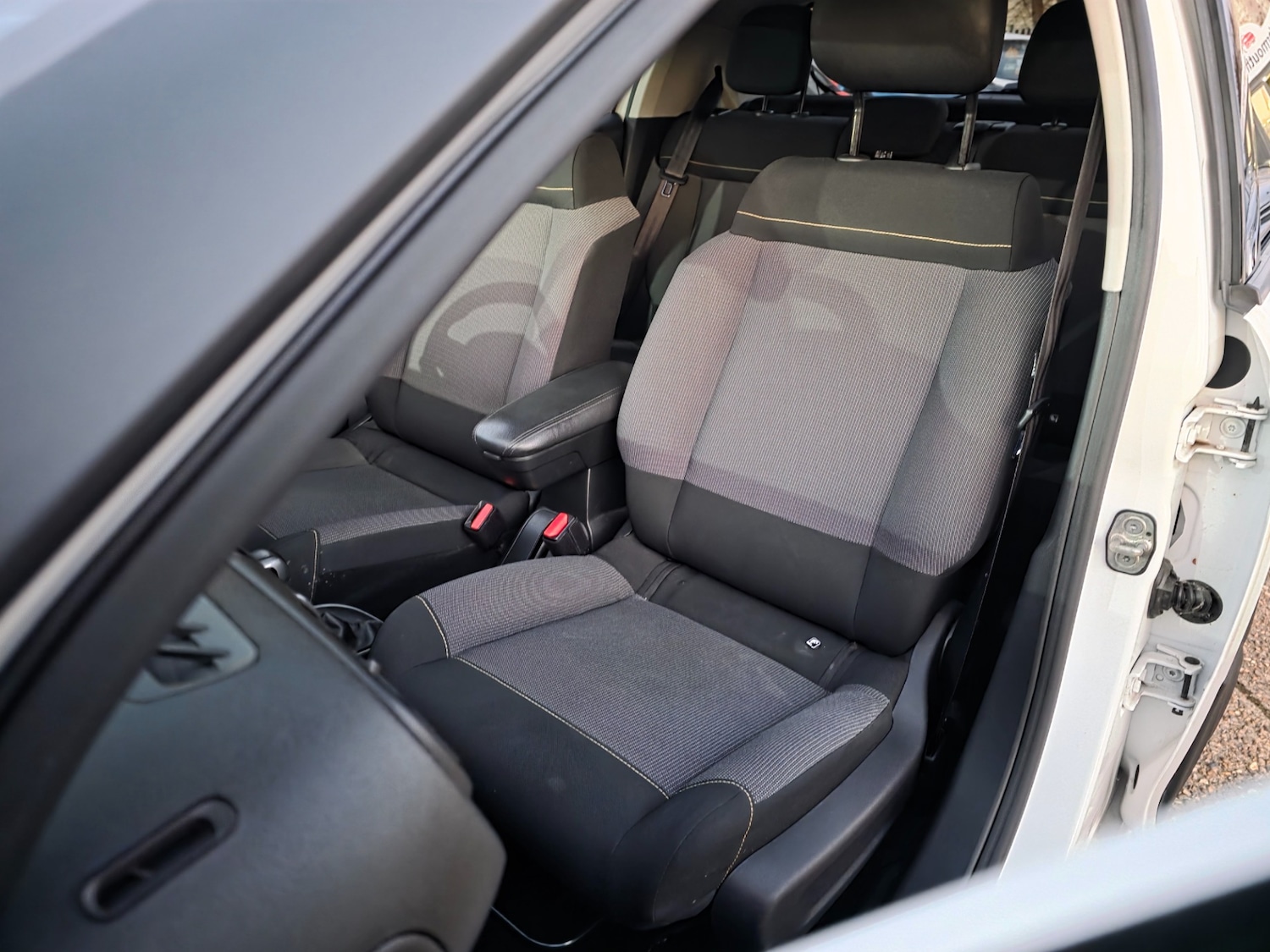 Used Citroen C3 2017 for sale - 76605983: Photo 16