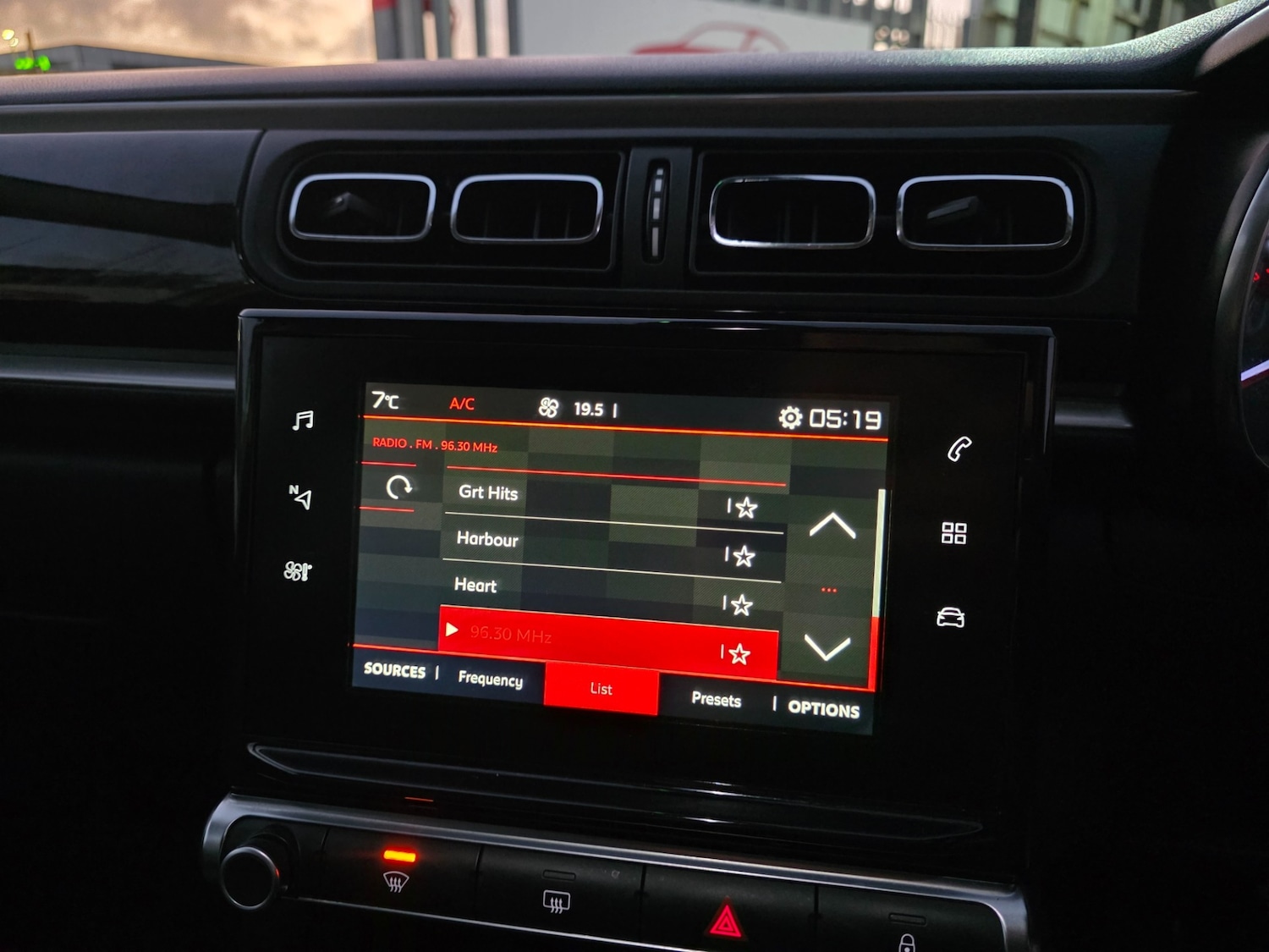 Used Citroen C3 2017 for sale - 76605983: Photo 22