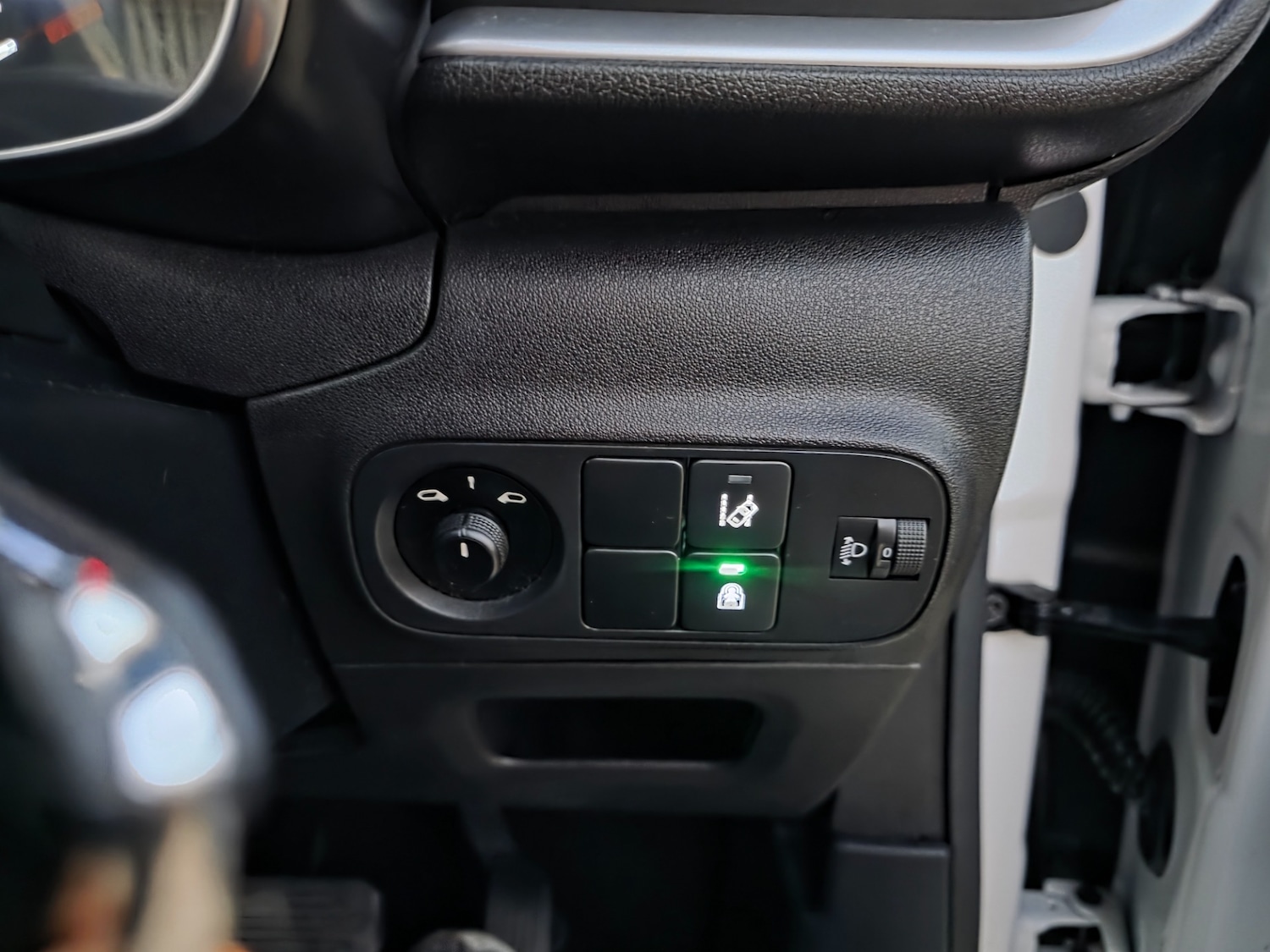 Used Citroen C3 2017 for sale - 76605983: Photo 28