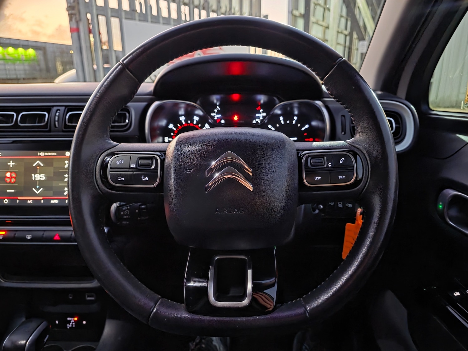 Used Citroen C3 2017 for sale - 76605983: Photo 30