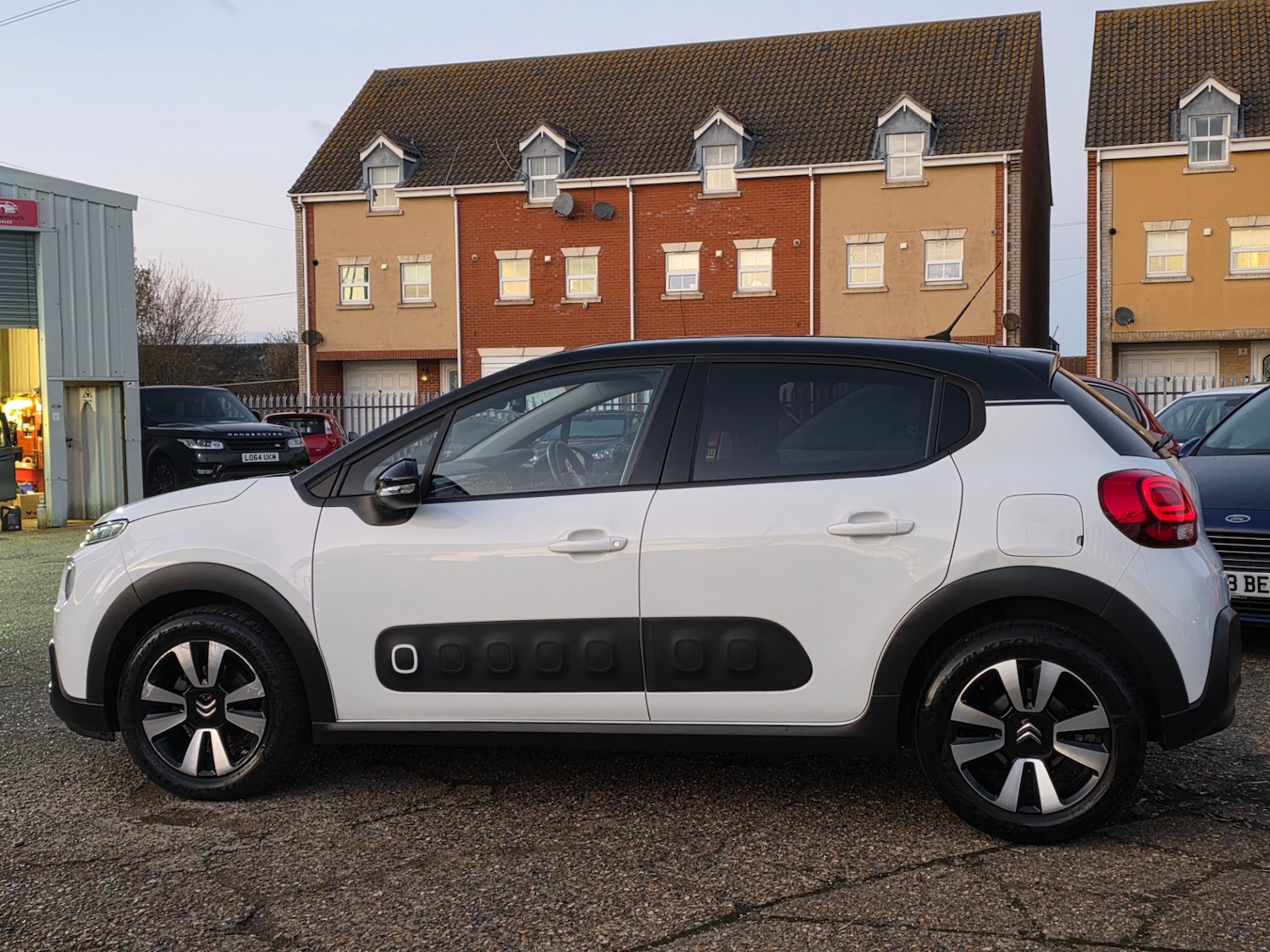 Used Citroen C3 2017 for sale - 76605983: Photo 7