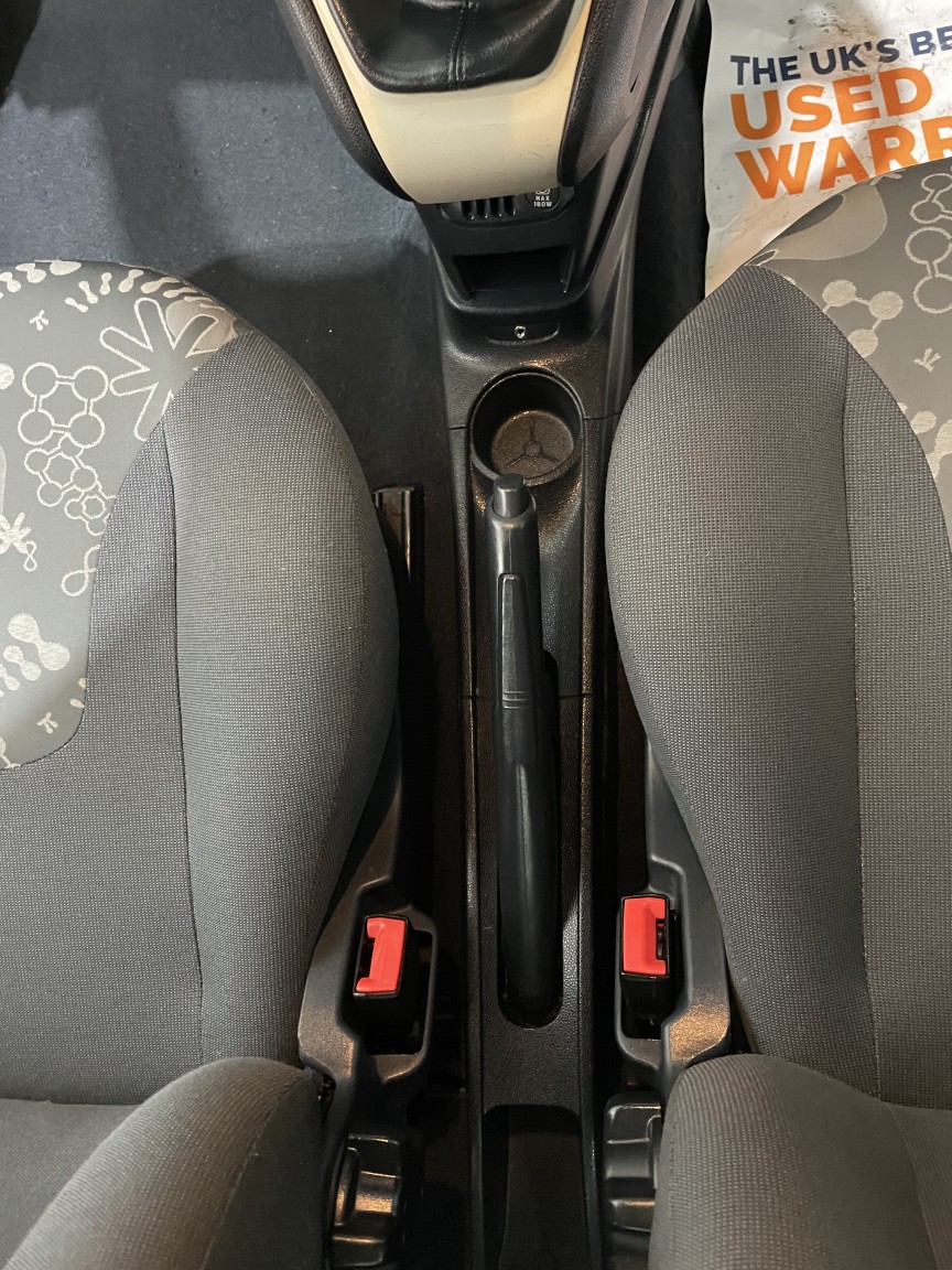 Used Ford Ka 2013 for sale - 77148186: Photo 32