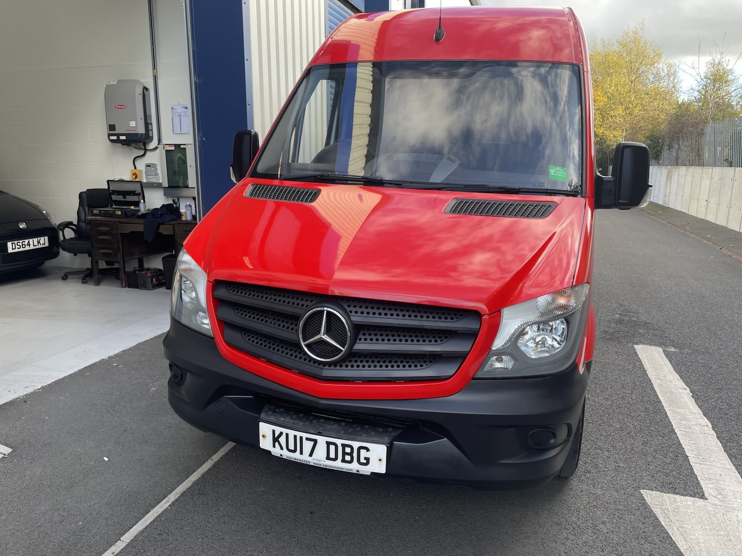 Used Mercedes-Benz Sprinter 2017 for sale - 76785078: Photo 2