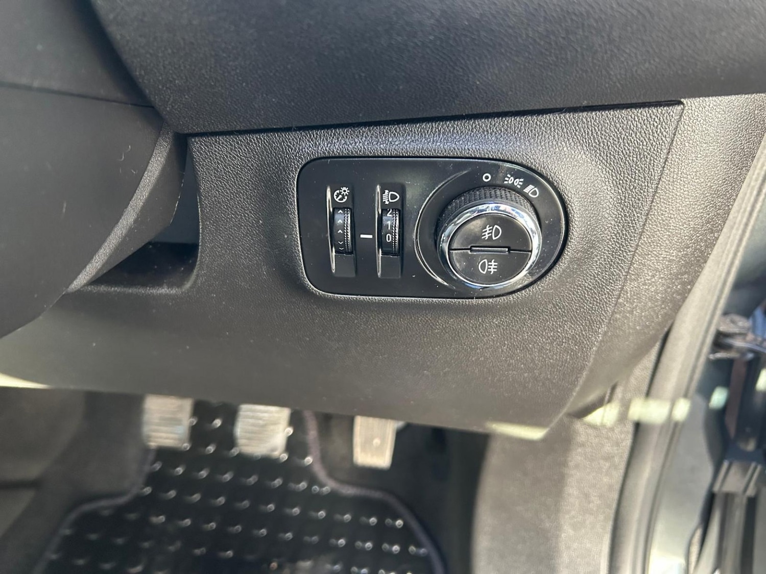 Used Vauxhall Corsa 2017 for sale - 77385322: Photo 49