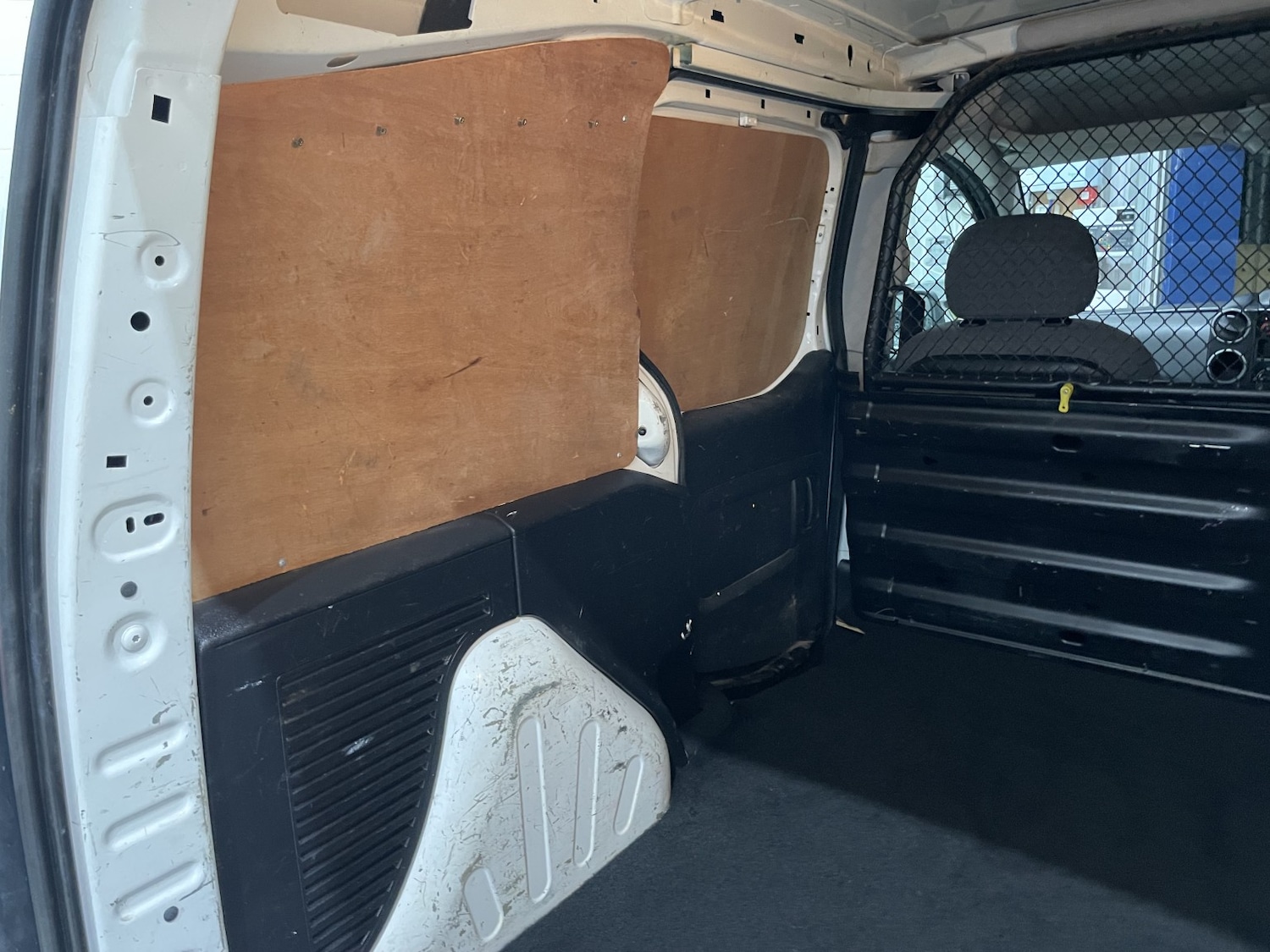 Used Peugeot Partner 2015 for sale - 77687641: Photo 30