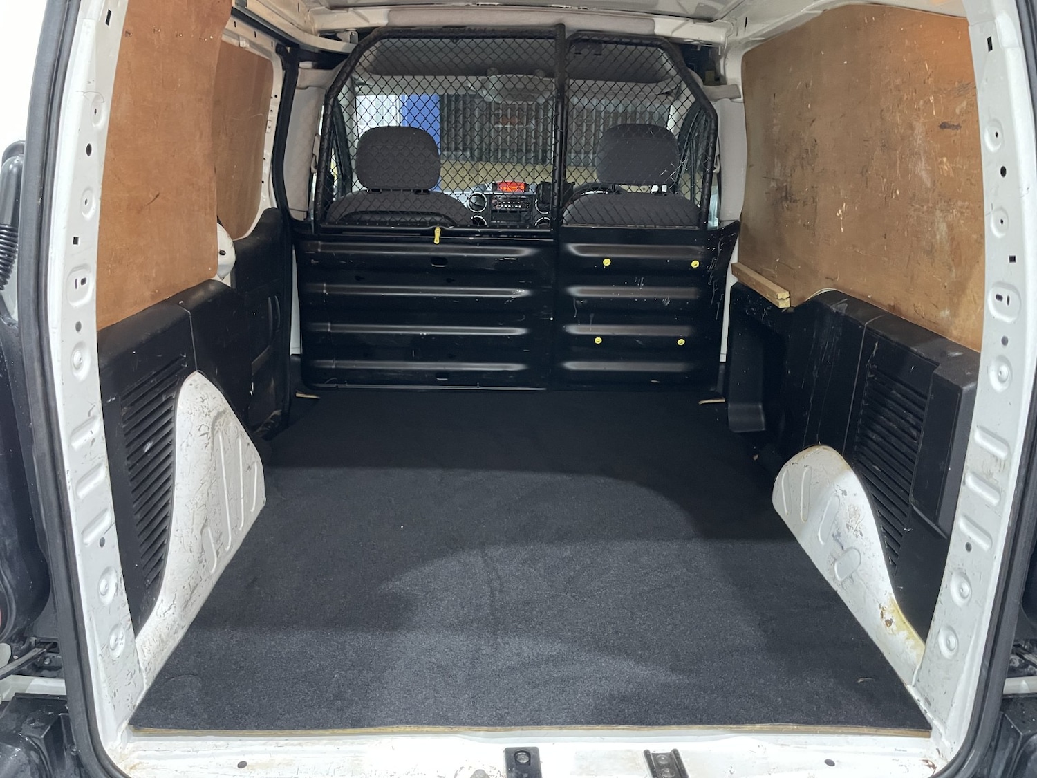 Used Peugeot Partner 2015 for sale - 77687641: Photo 34