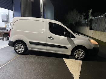Used Peugeot Partner 2015 for sale - 77687641: Photo