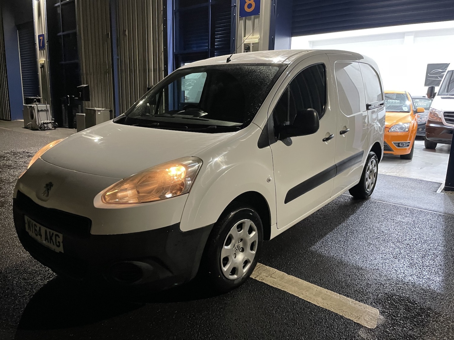 Used Peugeot Partner 2015 for sale - 77687641: Photo 7