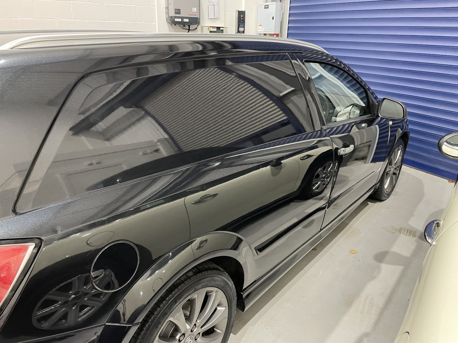 Used Vauxhall Astra Van 2012 for sale - 77014810: Photo 3