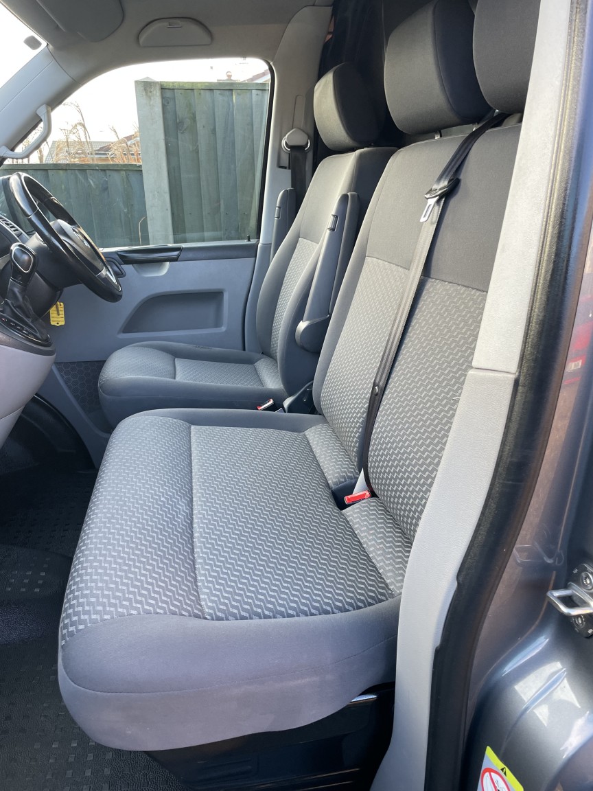 Used Volkswagen Transporter 2014 for sale - 77385205: Photo 19