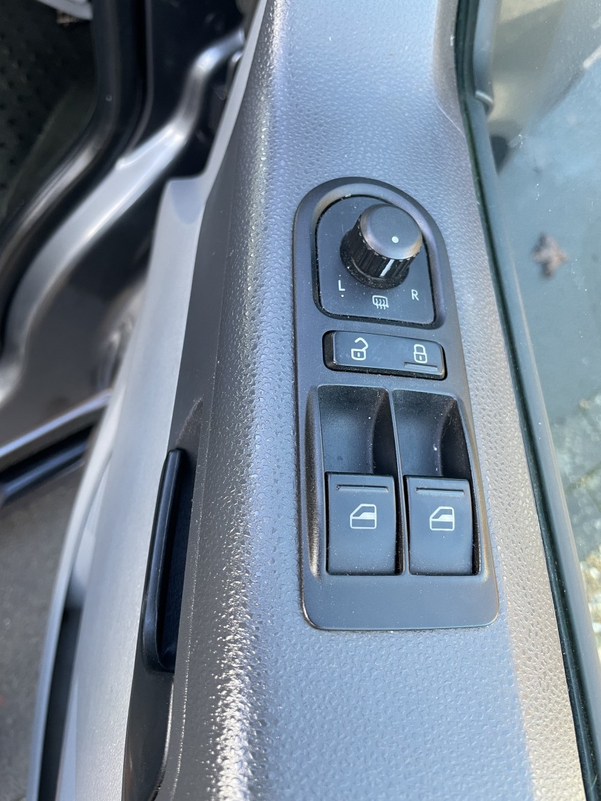 Used Volkswagen Transporter 2014 for sale - 77385205: Photo 42