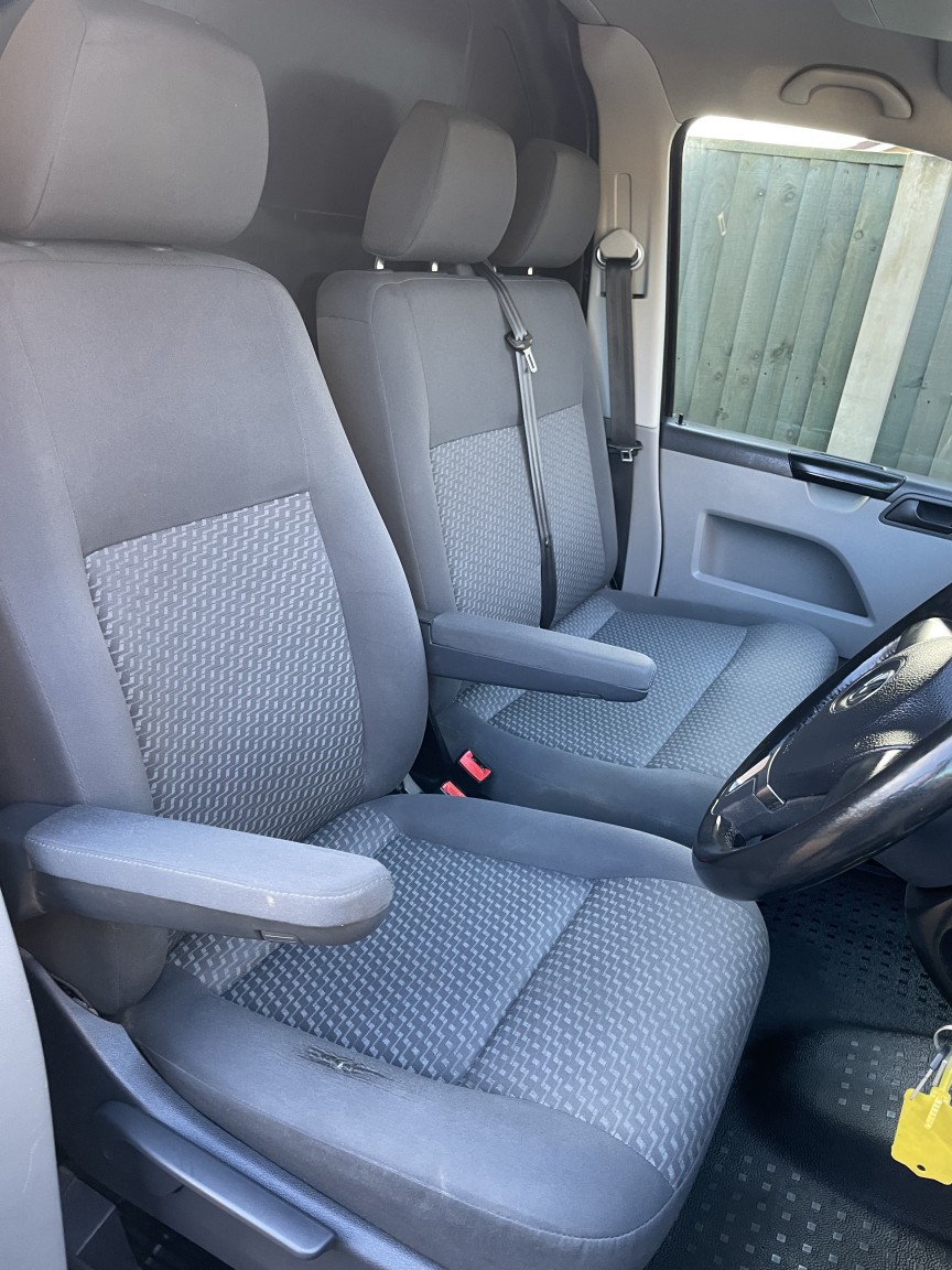 Used Volkswagen Transporter 2014 for sale - 77385205: Photo 7