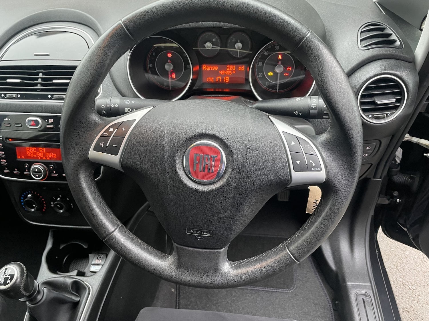 Used Fiat Punto 2014 for sale - 76559920: Photo 10