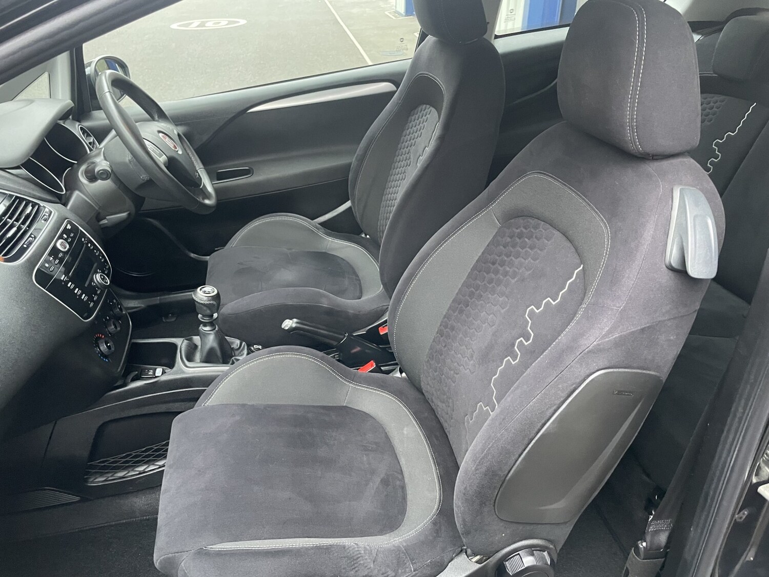 Used Fiat Punto 2014 for sale - 76559920: Photo 19