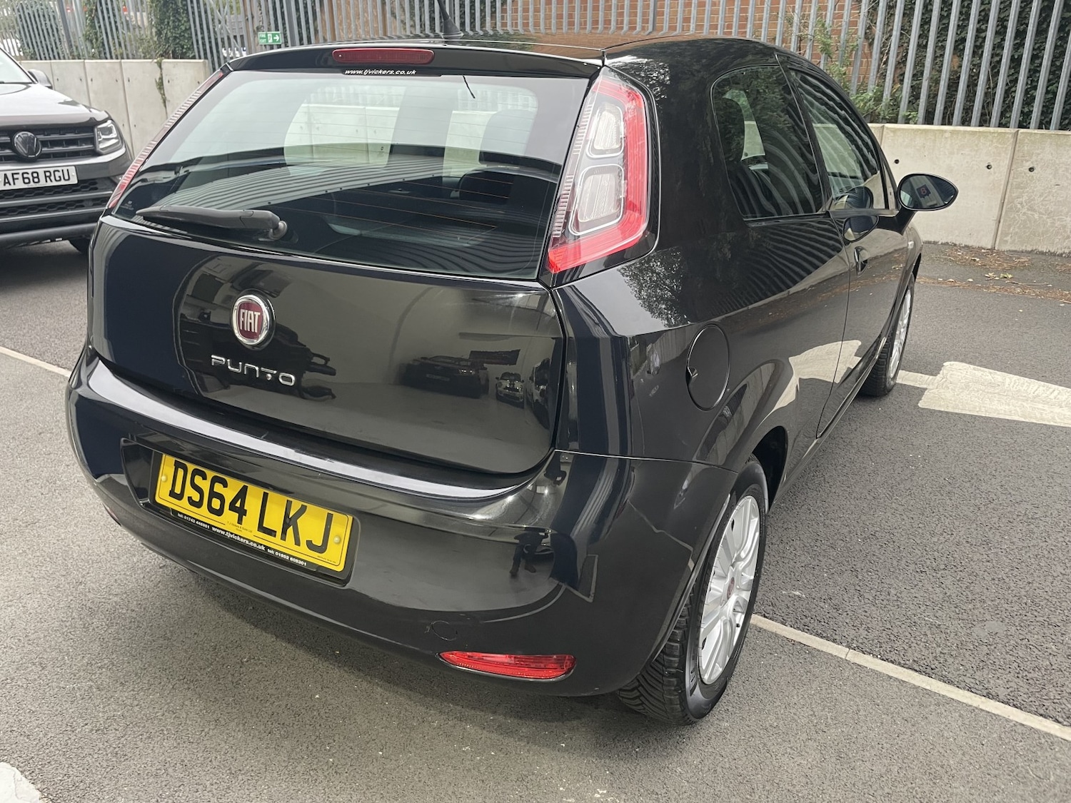 Used Fiat Punto 2014 for sale - 76559920: Photo 34