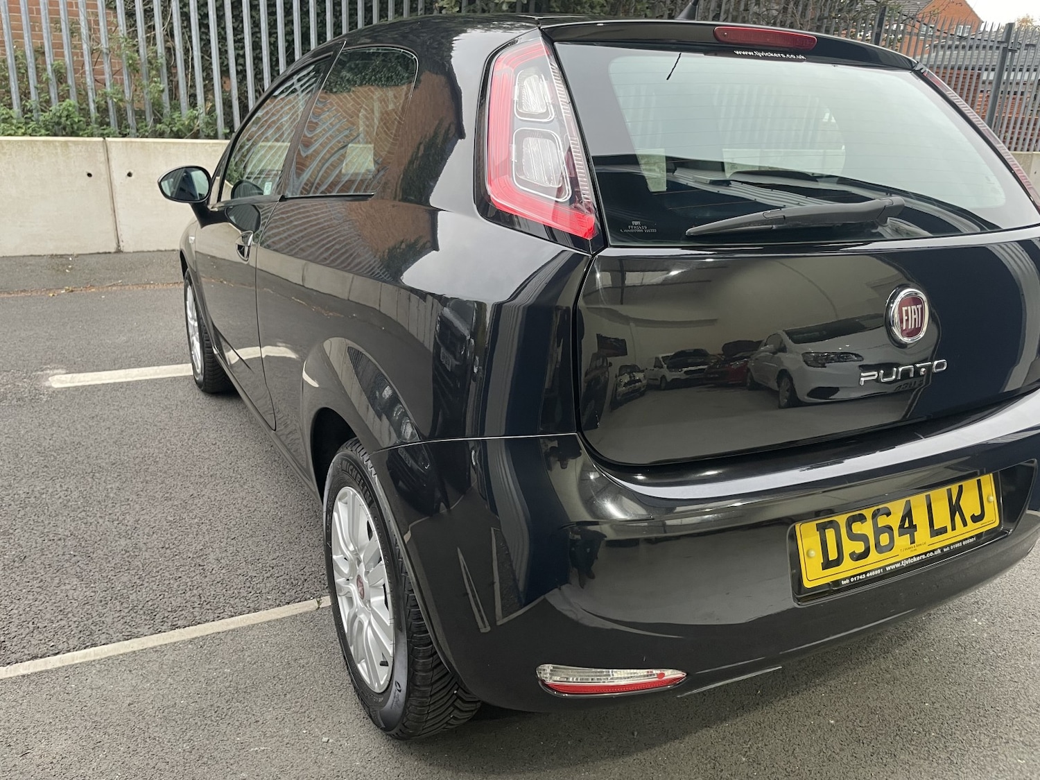 Used Fiat Punto 2014 for sale - 76559920: Photo 35