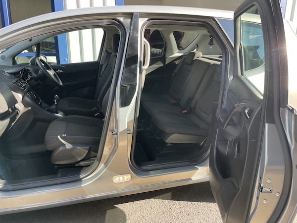 Used Vauxhall Meriva 2010 for sale - 76312344: Photo 26