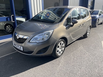 Used Vauxhall Meriva 2010 for sale - 76312344: Photo 2