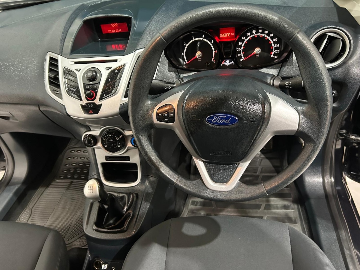 Used Ford Fiesta 2011 for sale - 77789336: Photo 33