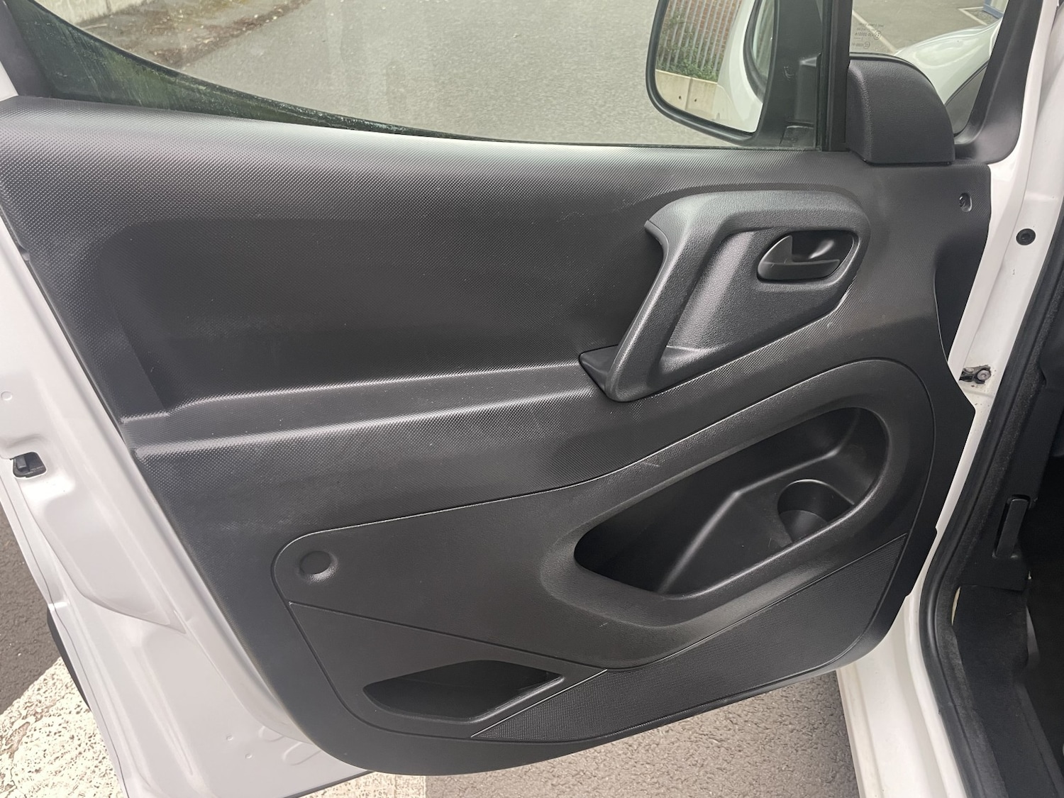 Used Citroen Berlingo 2014 for sale - 76687196: Photo 5