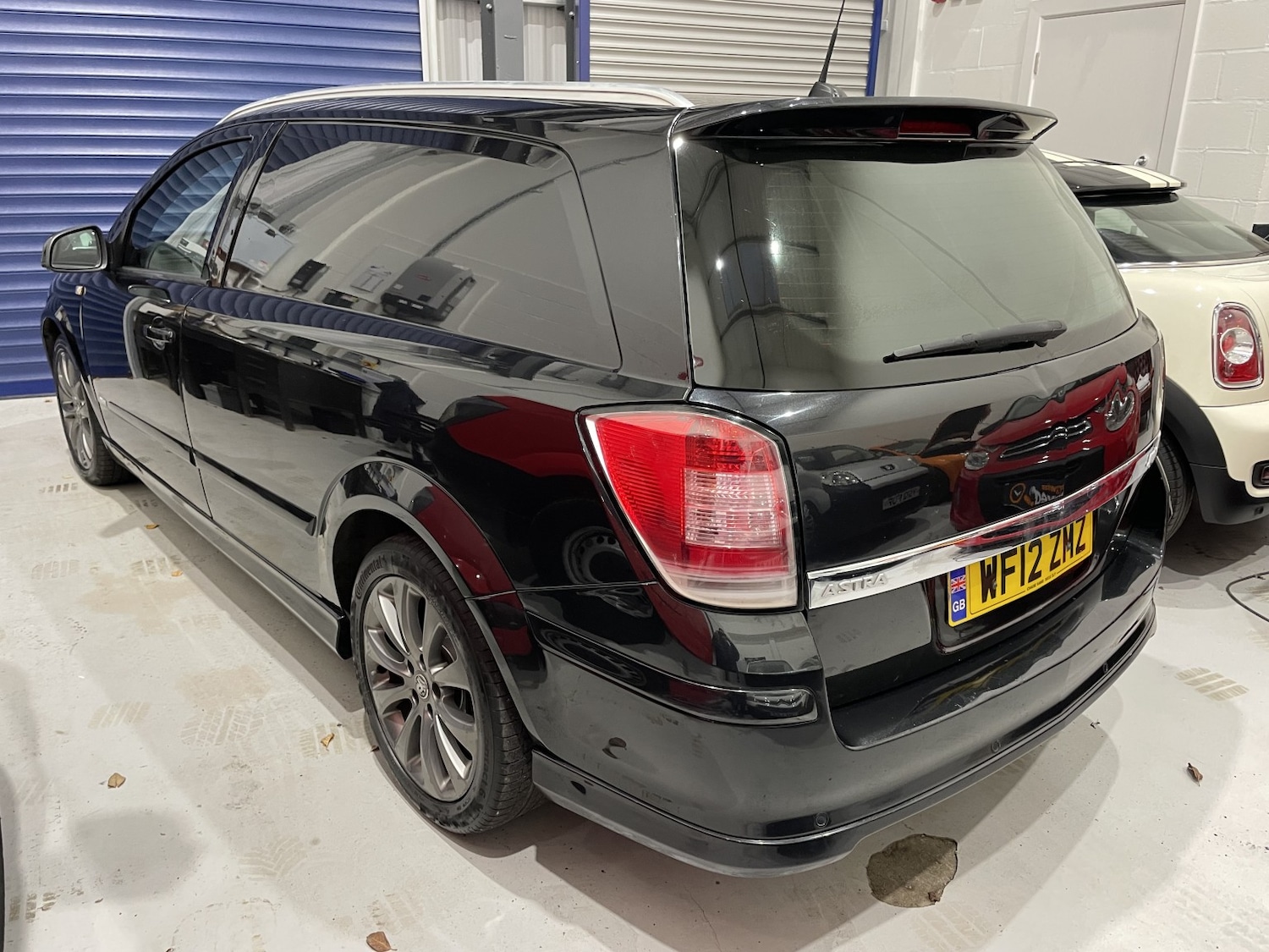 Used Vauxhall Astra Van 2012 for sale - 77822204: Photo 11