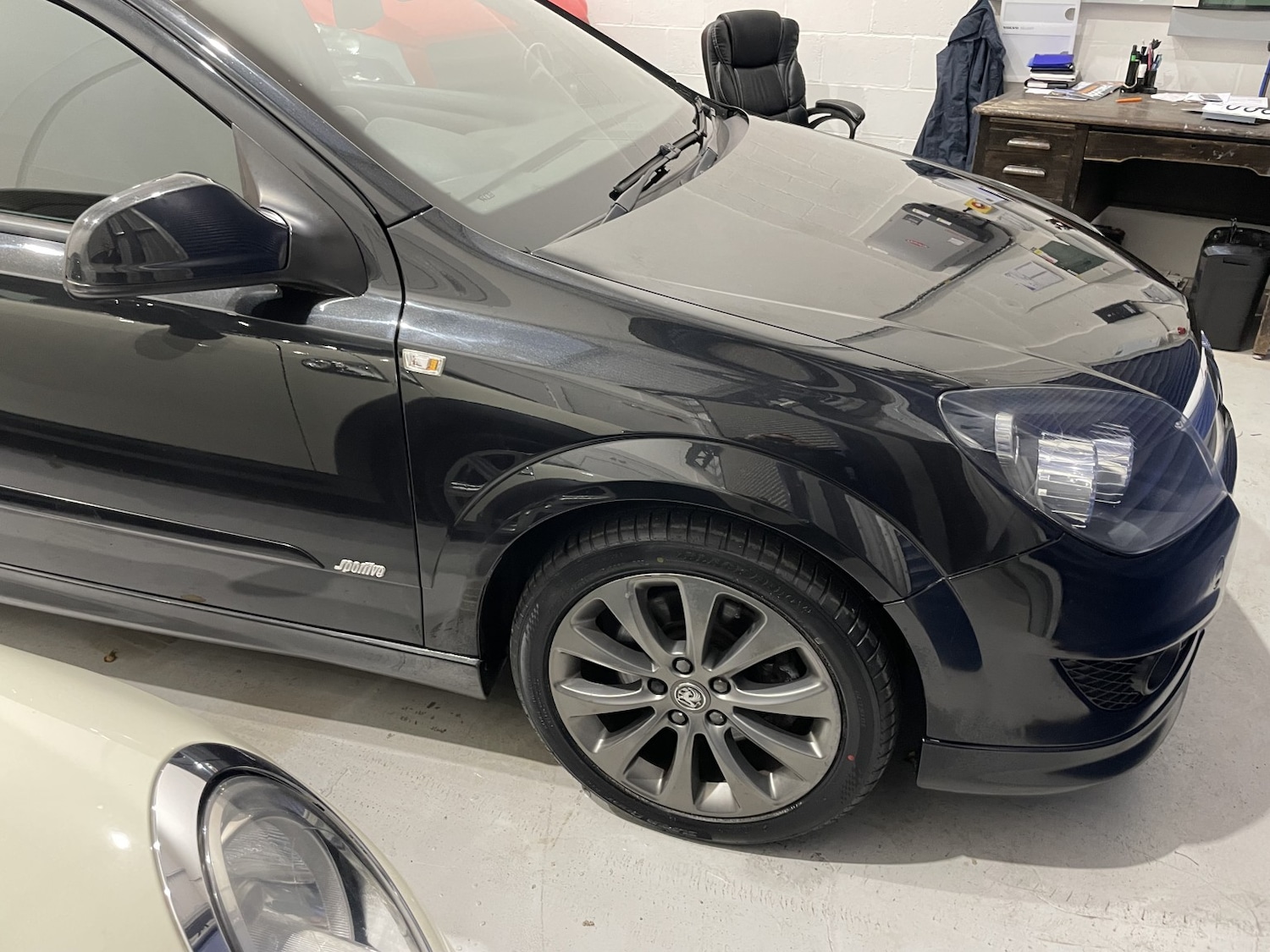 Used Vauxhall Astra Van 2012 for sale - 77822204: Photo 4