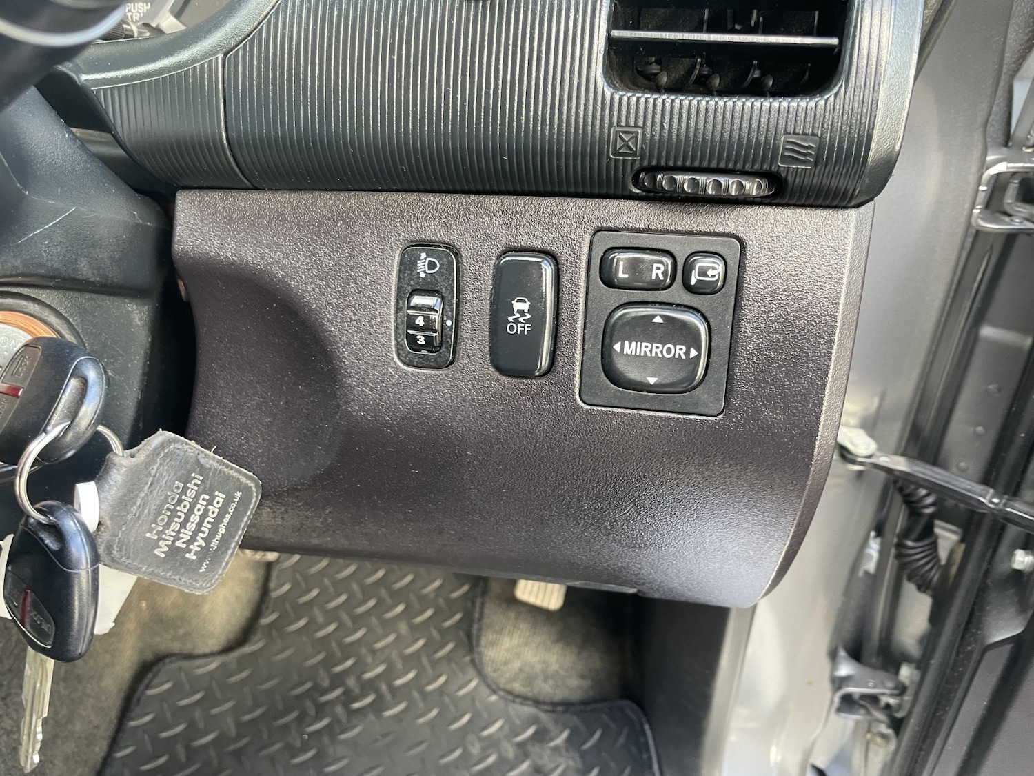 Used Mitsubishi L200 2014 for sale - 78218005: Photo 43