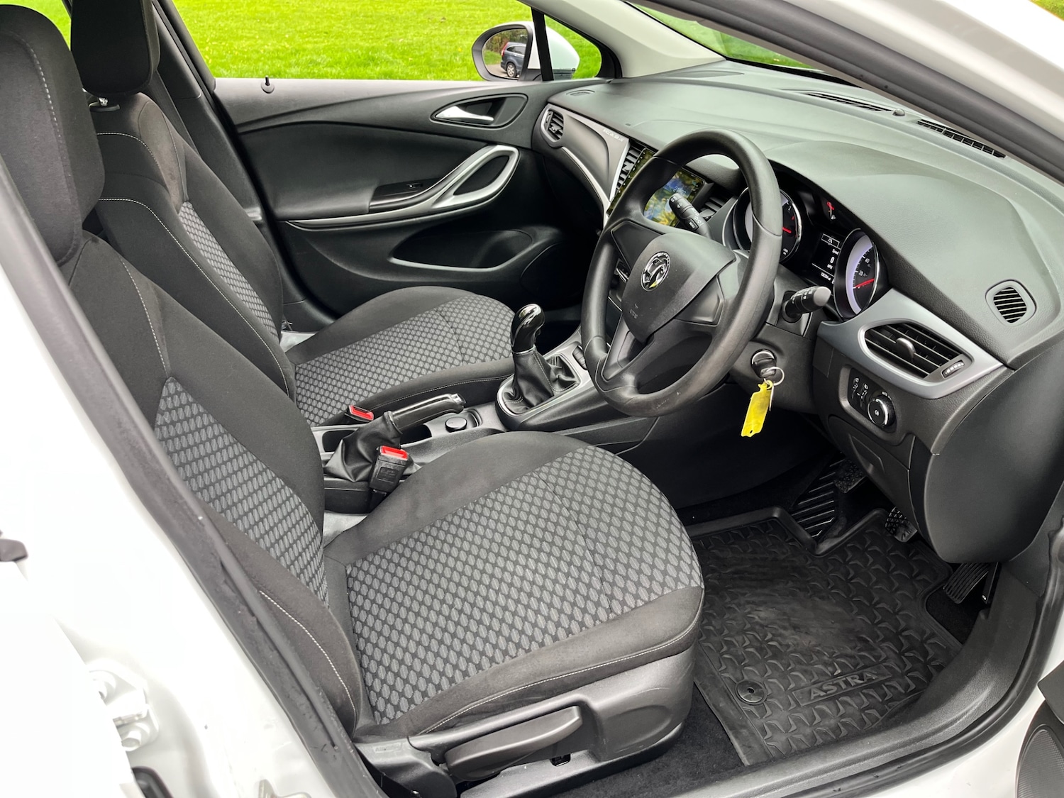 Used Vauxhall Astra 2018 for sale - 74943721: Photo 15