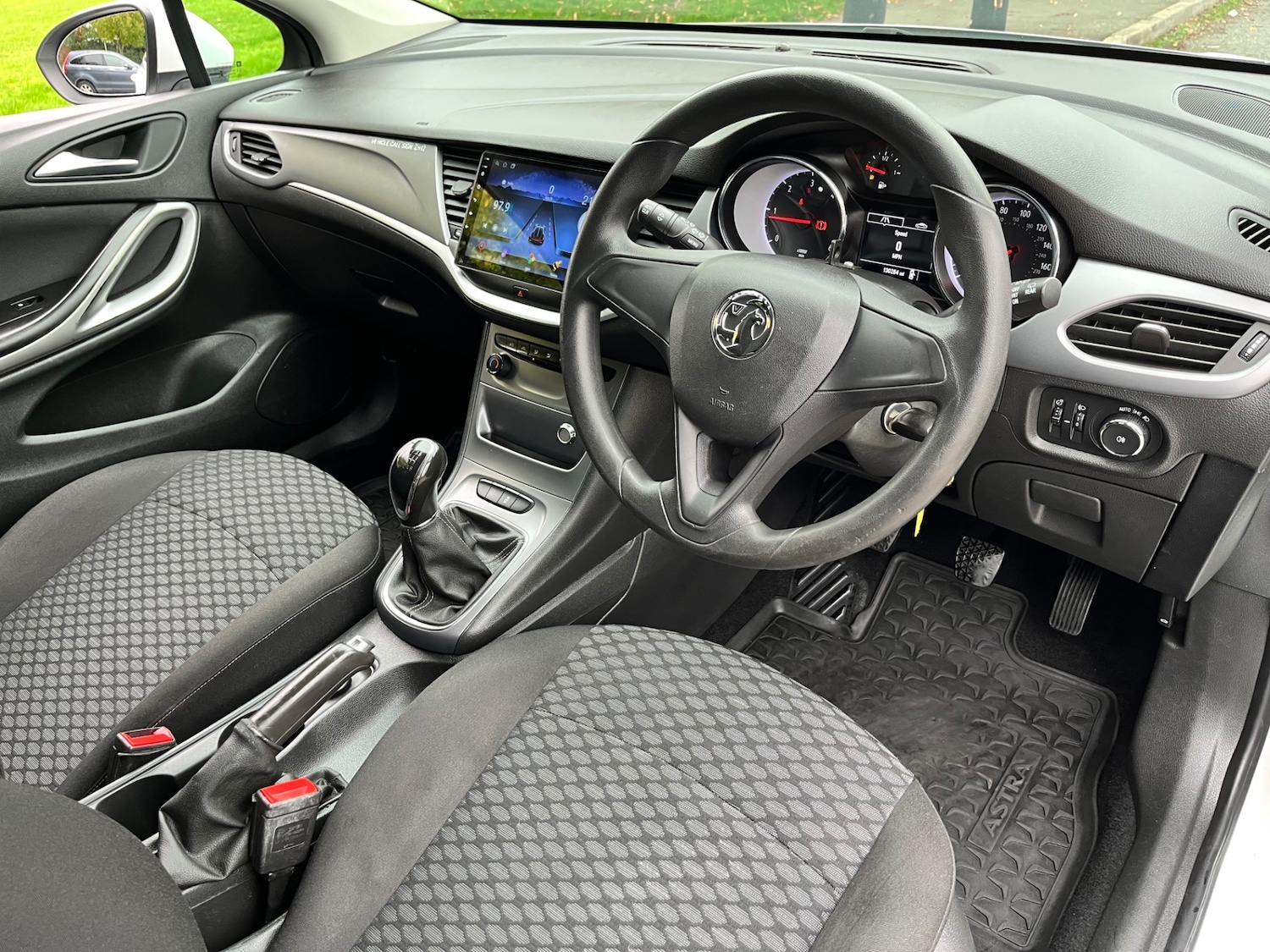 Used Vauxhall Astra 2018 for sale - 74943721: Photo 16