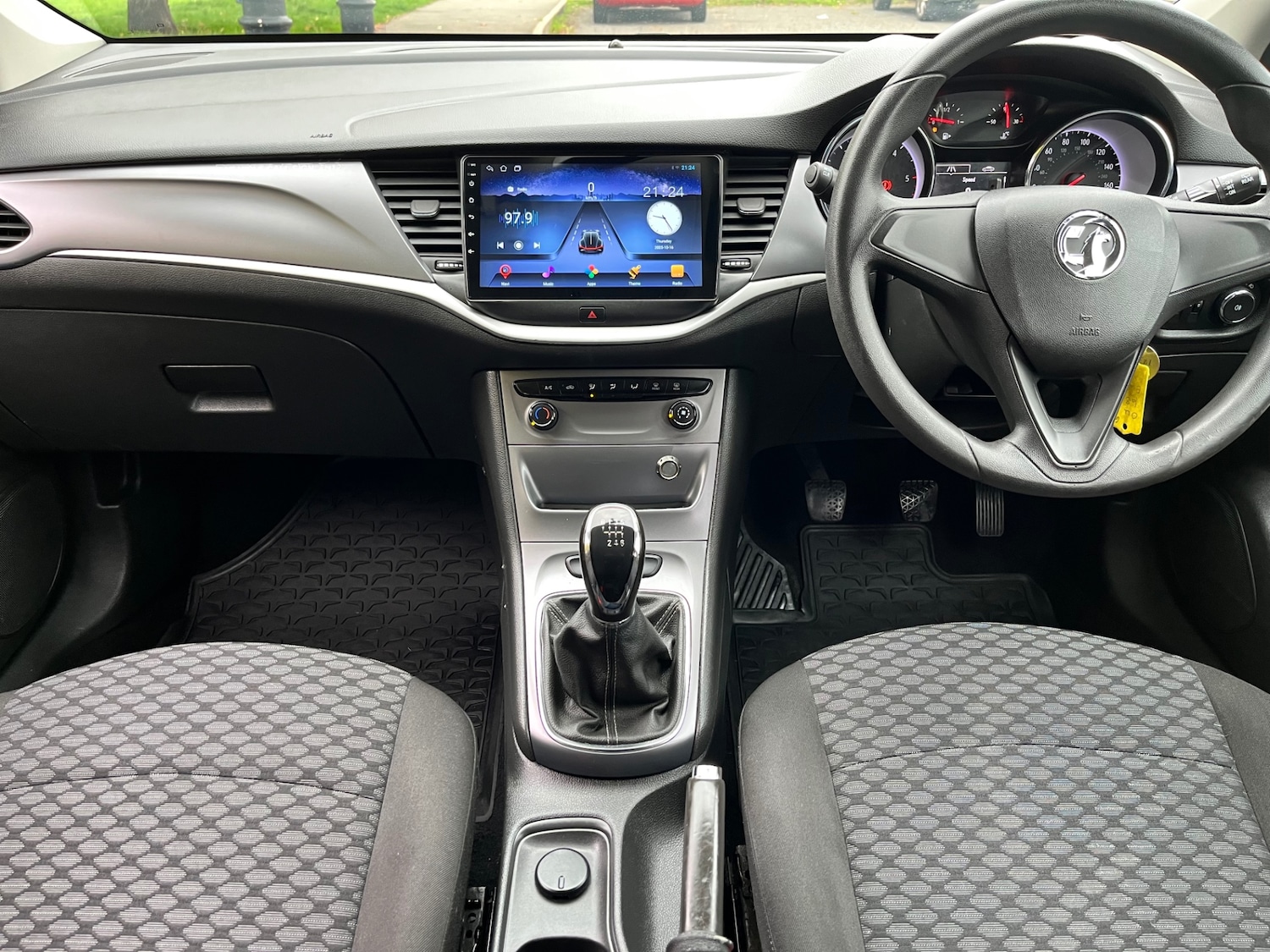 Used Vauxhall Astra 2018 for sale - 74943721: Photo 18