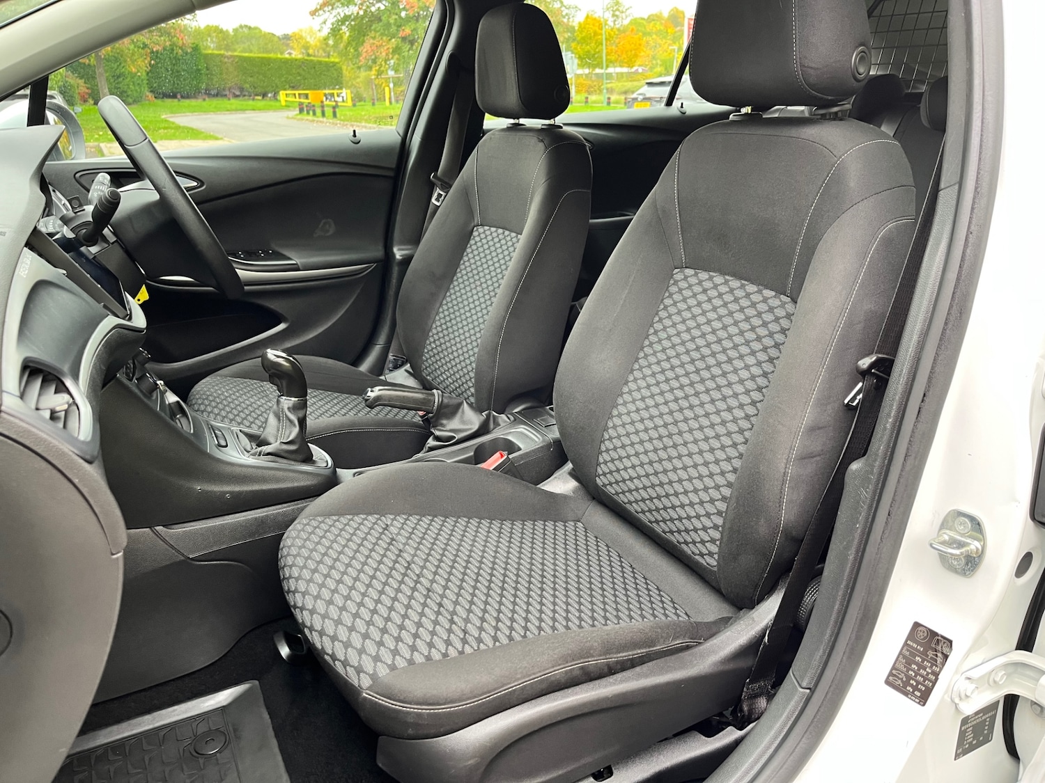 Used Vauxhall Astra 2018 for sale - 74943721: Photo 24