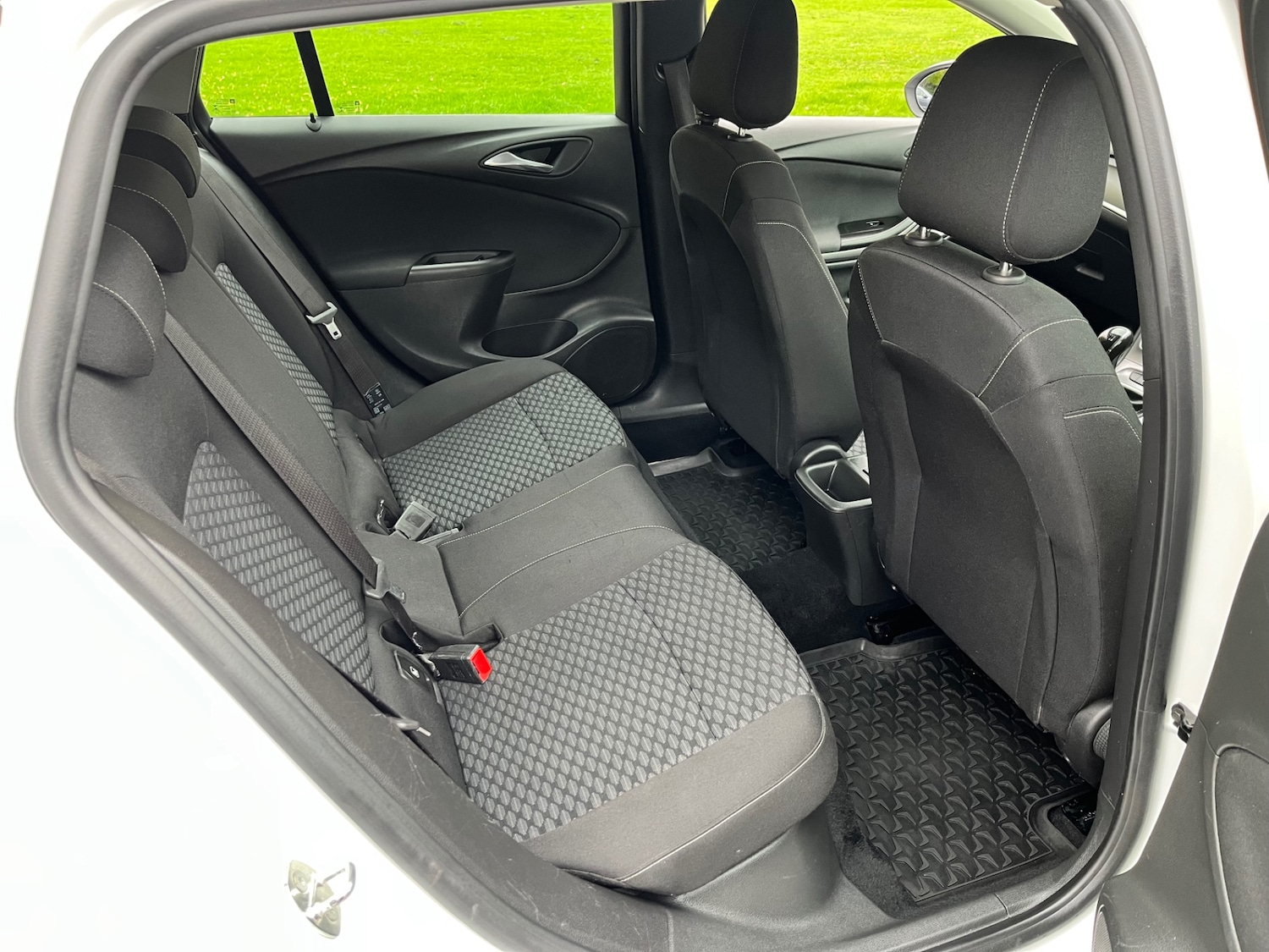 Used Vauxhall Astra 2018 for sale - 74943721: Photo 25