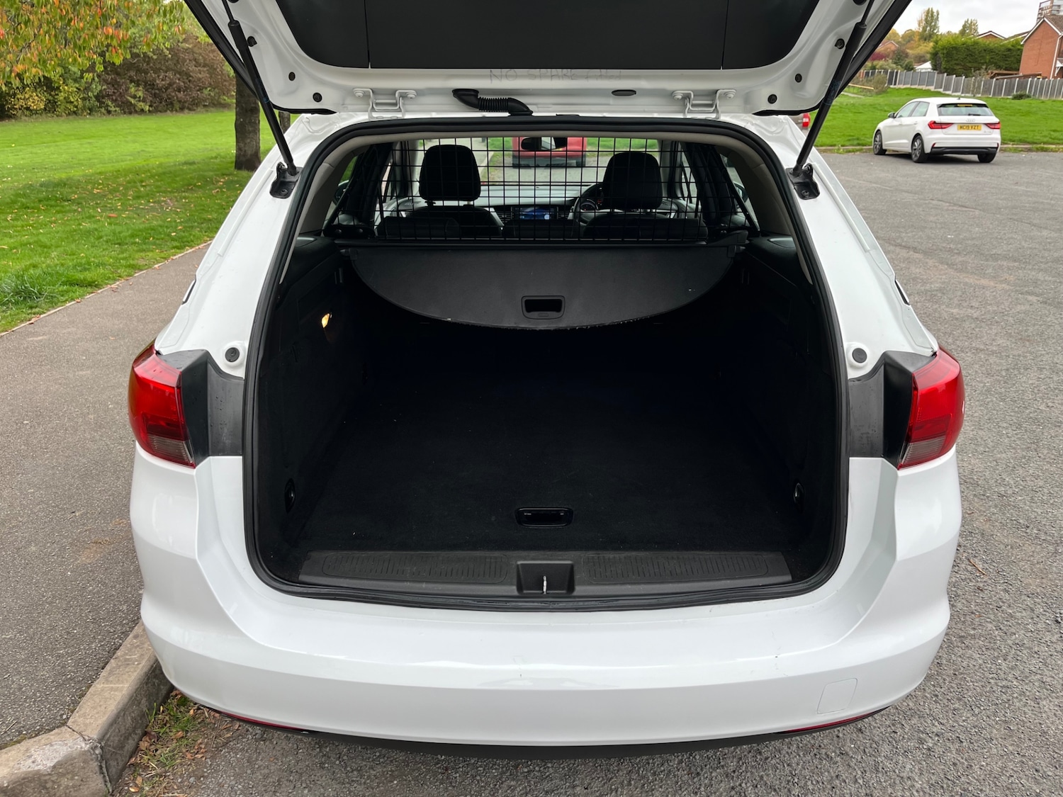 Used Vauxhall Astra 2018 for sale - 74943721: Photo 27