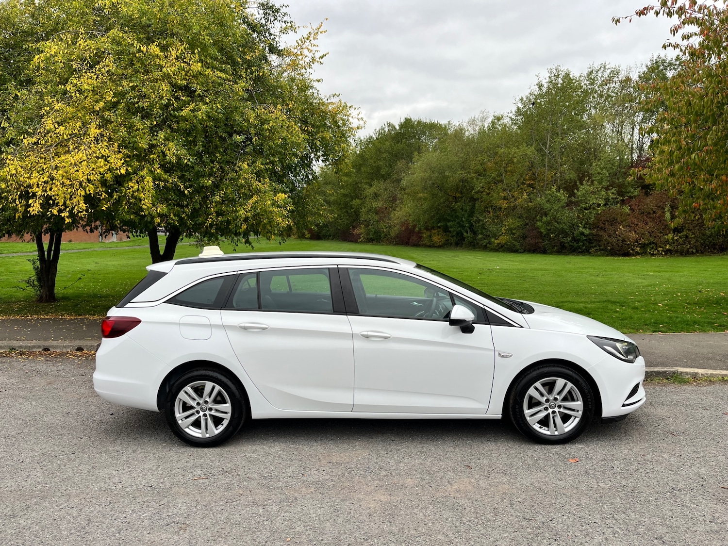 Used Vauxhall Astra 2018 for sale - 74943721: Photo 7