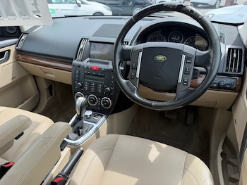 Used Land Rover Freelander 2010 for sale - 78938687: Photo